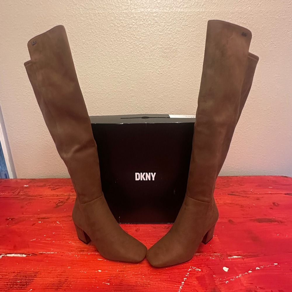 DKNY Cilli Knee High Boots Roasted Pecan Brown Stretch Microsuede Block Heel 6